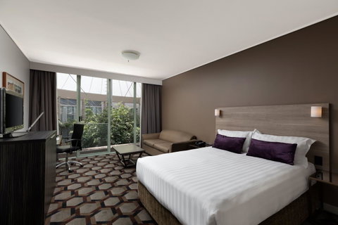 Rydges Canberra - Accommodation Cairns 30