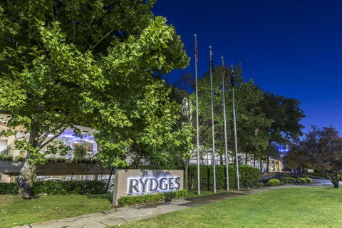 Rydges Canberra - Accommodation Cairns 18