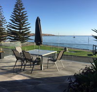 crystal blue apartment - Accommodation Cairns