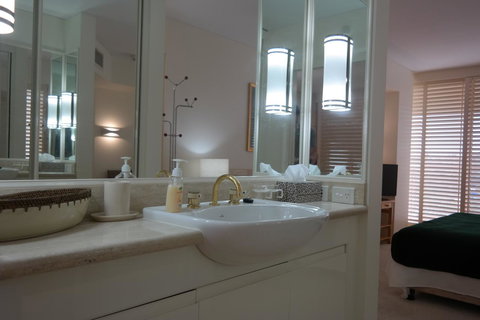 Pacific Bay Resort - Accommodation Cairns 17