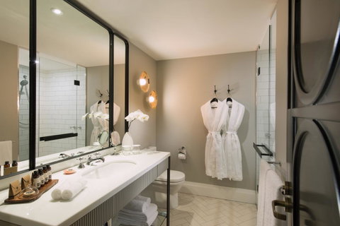 Mayfair Hotel - Accommodation Cairns 12