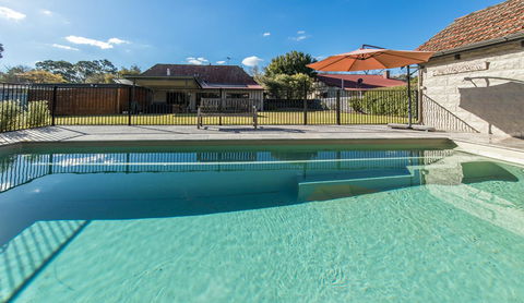 The Tudor House - Accommodation Cairns 20