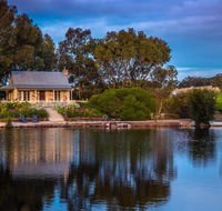 Stonewell Cottages and Vineyards - Accommodation Cairns