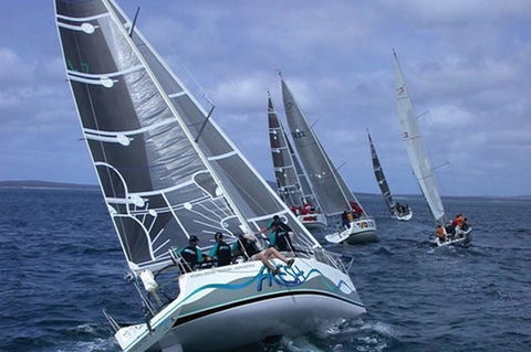 Bay 10 - Suites And Apartments - Accommodation Cairns 26