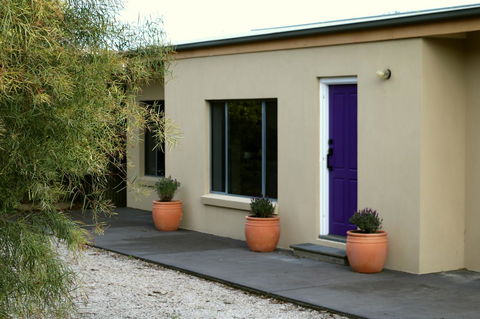 The Purple Door On Seaview - Accommodation Cairns 1