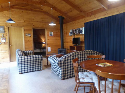 Molly's Chase - Accommodation Cairns 1