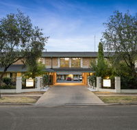 Garden City Motor Inn - Accommodation Cairns