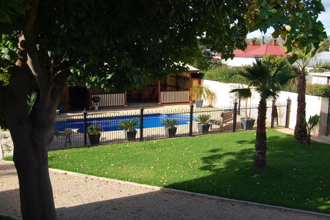Barossa Valley Apartments - Accommodation Cairns 2