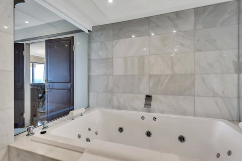 Stamford Plaza Adelaide - Accommodation Cairns 40