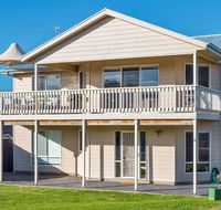 Rocks Beach House Victor Harbor - Accommodation Cairns
