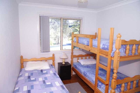 Bellhaven 1, 17 Willow Street - Accommodation Cairns 4
