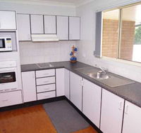 Bellhaven 1 17 Willow Street - Accommodation Cairns