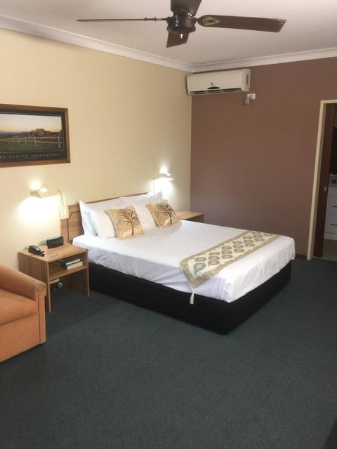 Cumberland Motor Inn - Accommodation Cairns 25