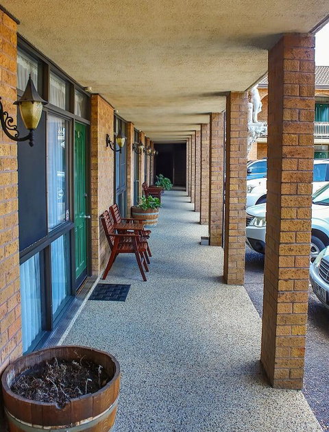 Cumberland Motor Inn - Accommodation Cairns 39