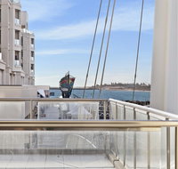 Glenelg Seaside Apartment - Accommodation Cairns