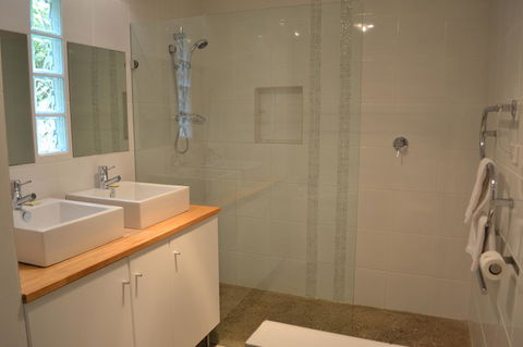 Tin House In Tanunda - Accommodation Cairns 5