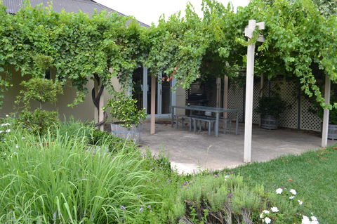 Tin House In Tanunda - Accommodation Cairns 9