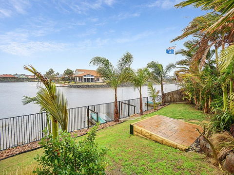 Lakeside - Encounter Bay - Accommodation Cairns 2