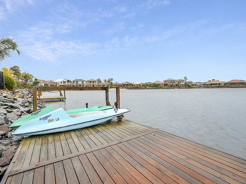 Lakeside - Encounter Bay - Accommodation Cairns 0
