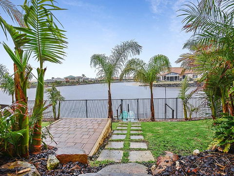 Lakeside - Encounter Bay - Accommodation Cairns 3