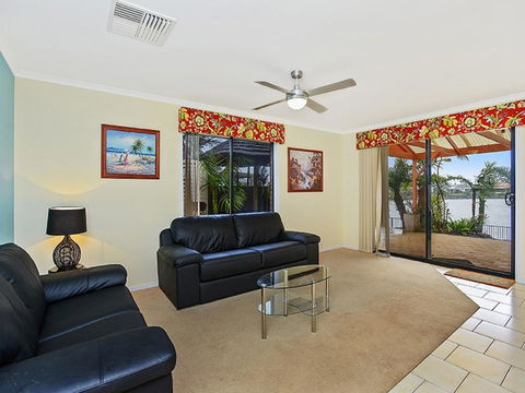 Lakeside - Encounter Bay - Accommodation Cairns 4