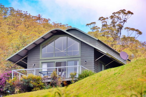 SkyView Villa - Accommodation Cairns 1