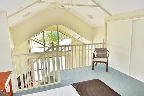 SkyView Villa - Accommodation Cairns 27
