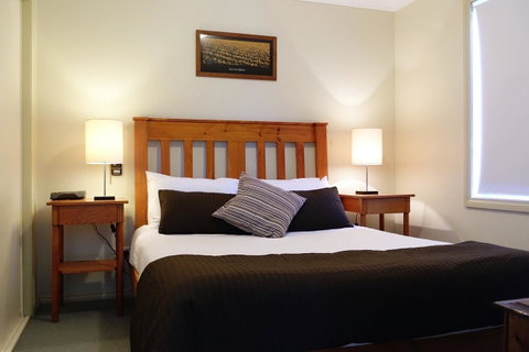 SkyView Villa - Accommodation Cairns 5