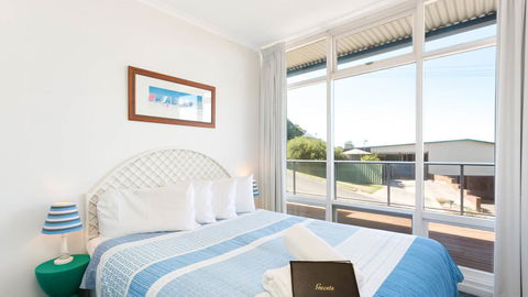 Victor Apartments - Accommodation Cairns 23