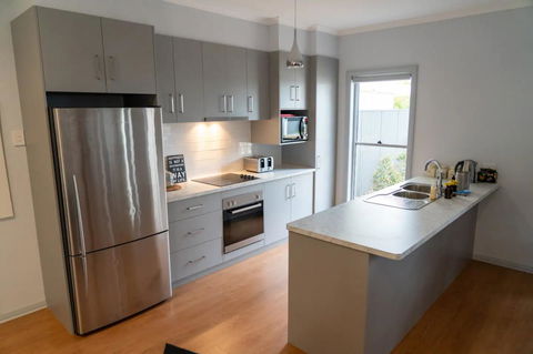 Gawler Townhouse 3 Bedroom - Accommodation Cairns 3