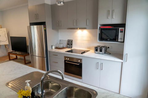 Gawler Townhouse 3 Bedroom - Accommodation Cairns 2