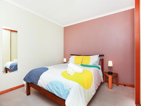 Franklin Beachfront Apartments - Accommodation Cairns 14