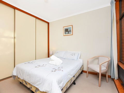 Franklin Beachfront Apartments - Accommodation Cairns 15