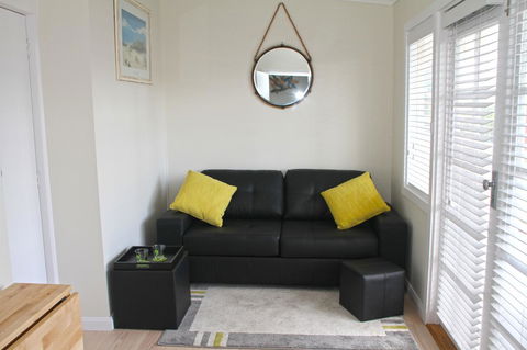 Smugglers Inn Studio Apartments - Accommodation Cairns 11