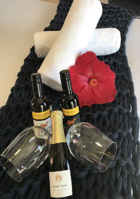 OCEAN BREEZE MOTEL - Accommodation Cairns 20