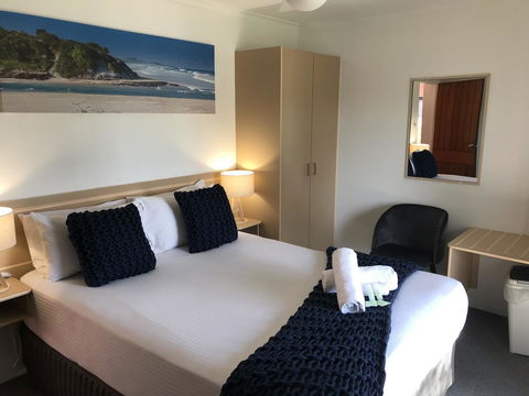 OCEAN BREEZE MOTEL - Accommodation Cairns 22