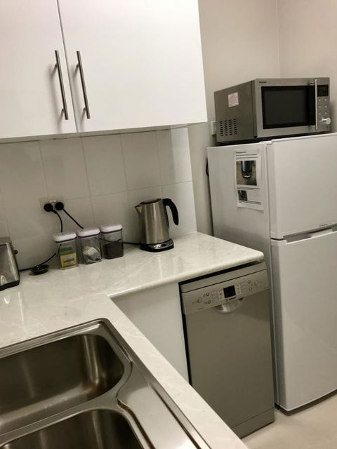 Rezare House Bed & Breakfast - Accommodation Cairns 34