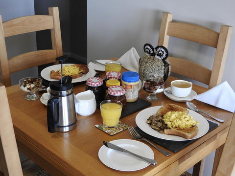 Rezare House Bed & Breakfast - Accommodation Cairns 30