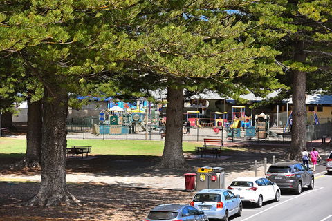 Breeze Beachfront Apartment - Accommodation Cairns 2