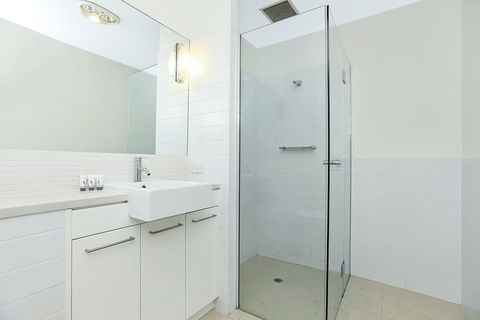 Breeze Beachfront Apartment - Accommodation Cairns 14