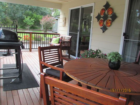 Lazy Days Cottage - Victor Harbor - Accommodation Cairns 5