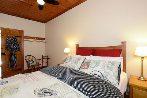 Trafalgar Premium Vintage Suites - Accommodation Cairns 23