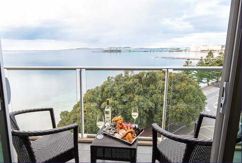 Port Lincoln Hotel - Accommodation Cairns 13