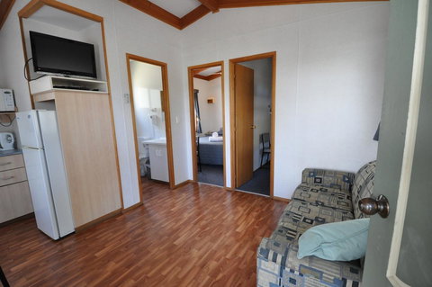 Beachside Holiday Park - Accommodation Cairns 8