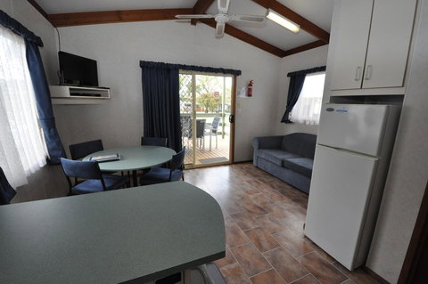 Beachside Holiday Park - Accommodation Cairns 7