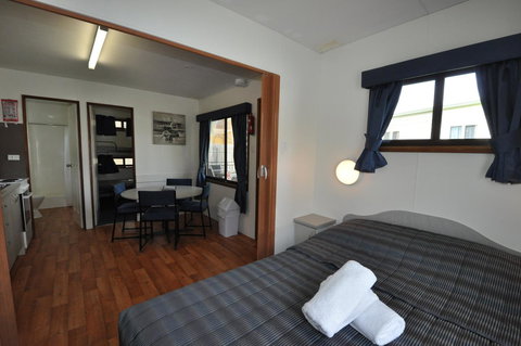 Beachside Holiday Park - Accommodation Cairns 11