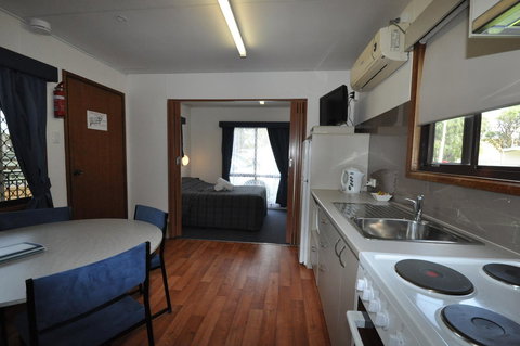 Beachside Holiday Park - Accommodation Cairns 13