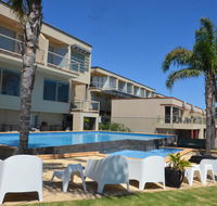 The Bluff Resort Apartments - Accommodation Cairns