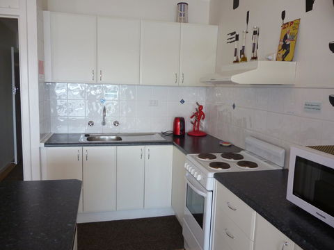 Seascape - Accommodation Cairns 11