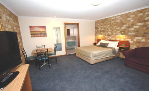 Clare Central - Accommodation Cairns 24